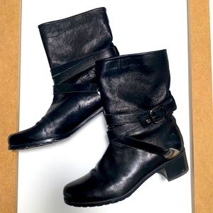 STUART WEITZMAN | Booties | 5.5